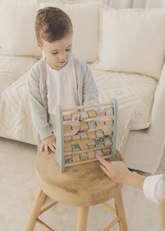 Bubble 木製字母認知學習架