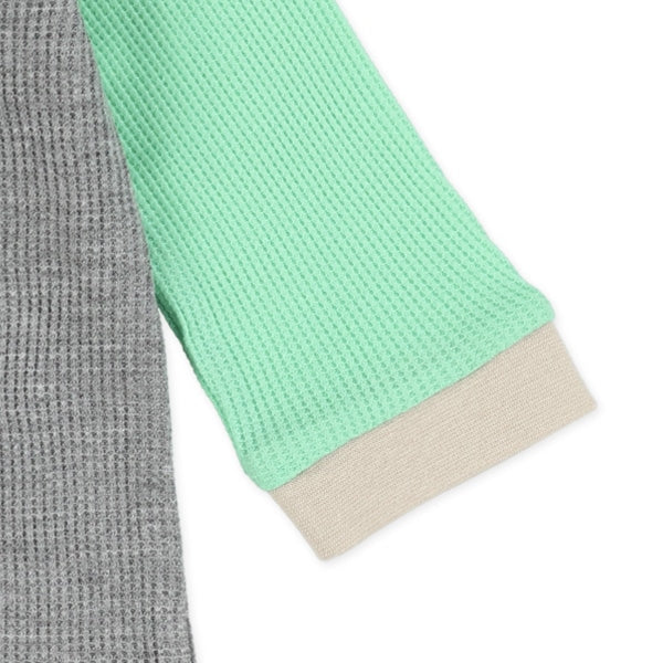 西松屋冬季長袖連身衣(拼接-白/灰色)